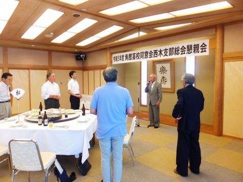 懇親会の様子